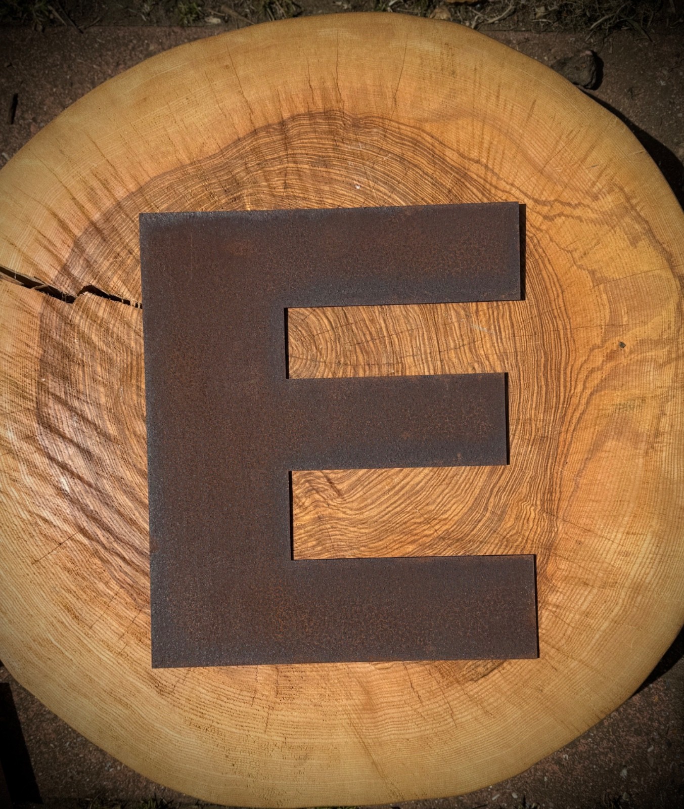 Rustic Metal Letter E  12” Tall – Bold Rusty Sign Vintage Home And Garden Decor