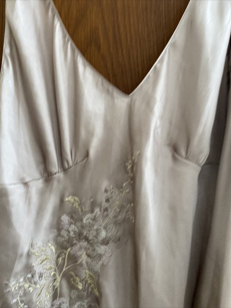 Ladies Marks And Spencer Nightdress and Matching Dressing Gown Robe Size 16/18 - mcg-holding.com