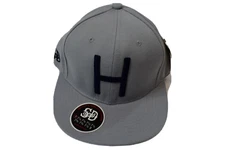 Stall & Dean Mens Gray & Navy "H" Fitted Hat Cap NWT 7