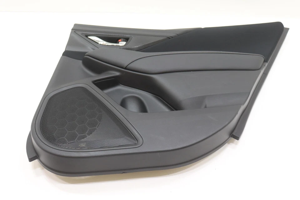 2020-2025 SUBARU LEGACY PUERTA TRASERA DERECHA MOLDURA PANEL OEM NEGRO_SBC Foto 2 de 4