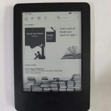 Kindle WP63GW  E-reader Bundle