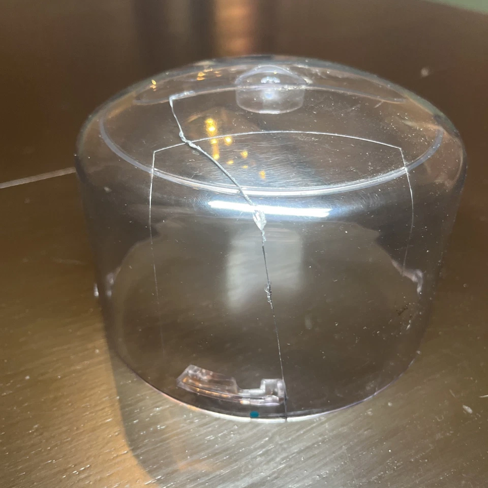 Ultimate Chopper CH-1 Food Processor Replacement Lid Cover (CRACKED SEE PICS) - Image 2 of 4