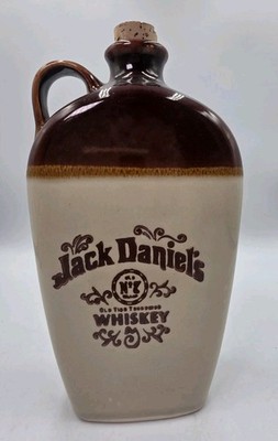 Vintage Jack Daniels Whiskey Old No 7 Brown/Tan 9'' Tall Stoneware Jug With Cork