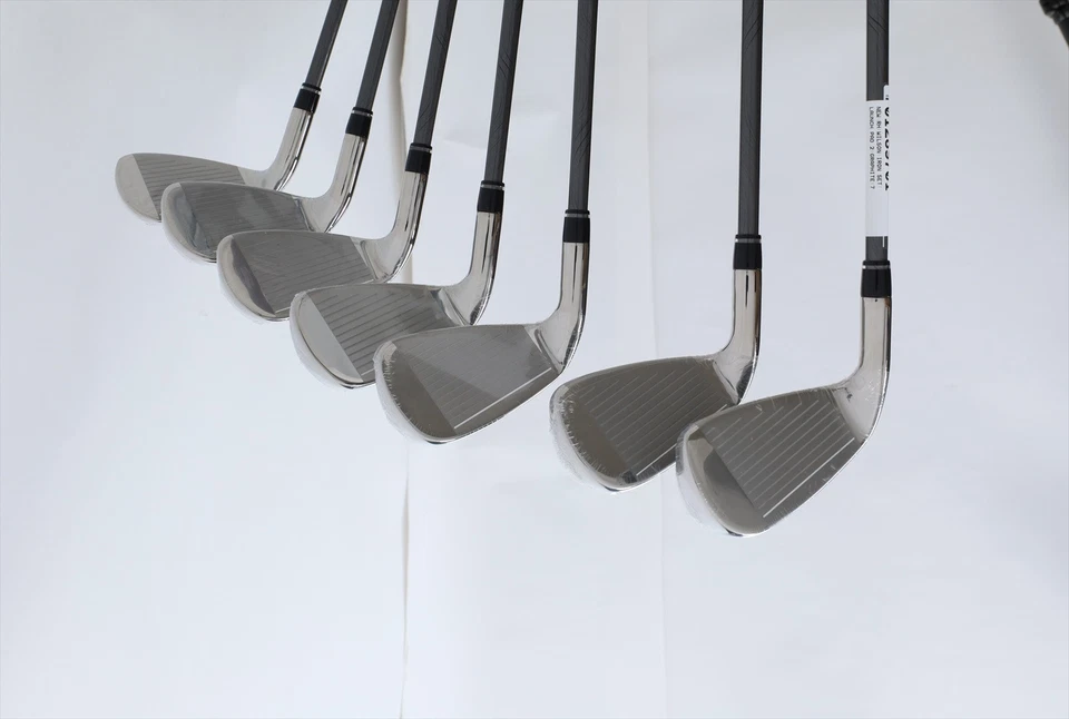 New Wilson Launch Pad 2 Iron Set 5-Pw, Gw Regular Even Flow Graphite 1289701 - Image 3 of 4