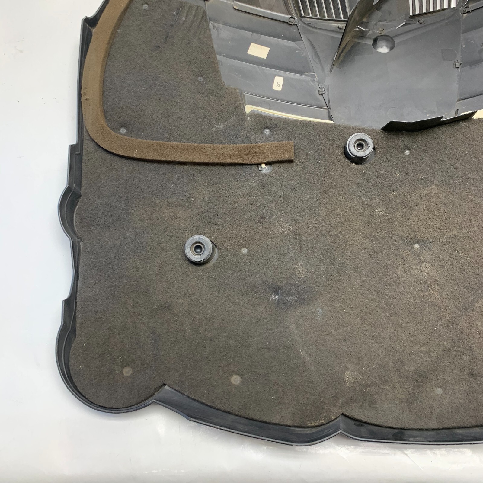 MERCEDES BENZ 6420101767 Genuine OEM Factory Original Engine Cover  