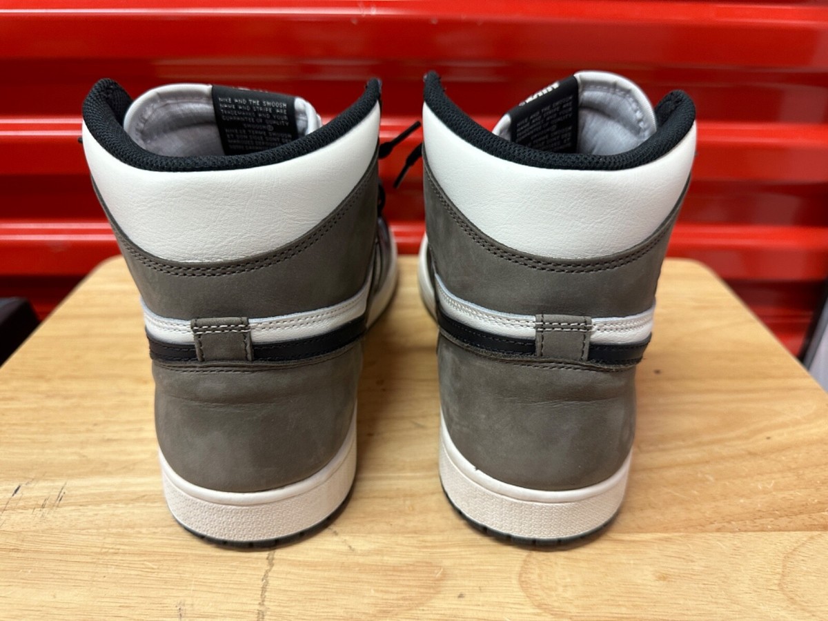 Nike Air Jordan 1 Retro High OG Dark Mocha Sail 555088-105 Nike Air Jordan 1 Retro High OG Dark Mocha Sail 555088-105