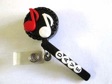 ID BADGE RETRACTABLE REEL MAGNET OR CLIP,MEDICAL,TEACHER,MUSIC,OFFICE,SCHOOL