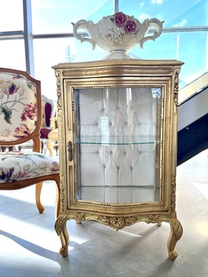 Vitrine Gold French Antique Style Showcase Home Decor Display Cabinet Retro Look
