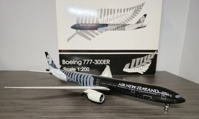 Boeing777-300ER scale1:200 模型 JC Wings 1:200 Air New Zealand Boeing 777-300ER 