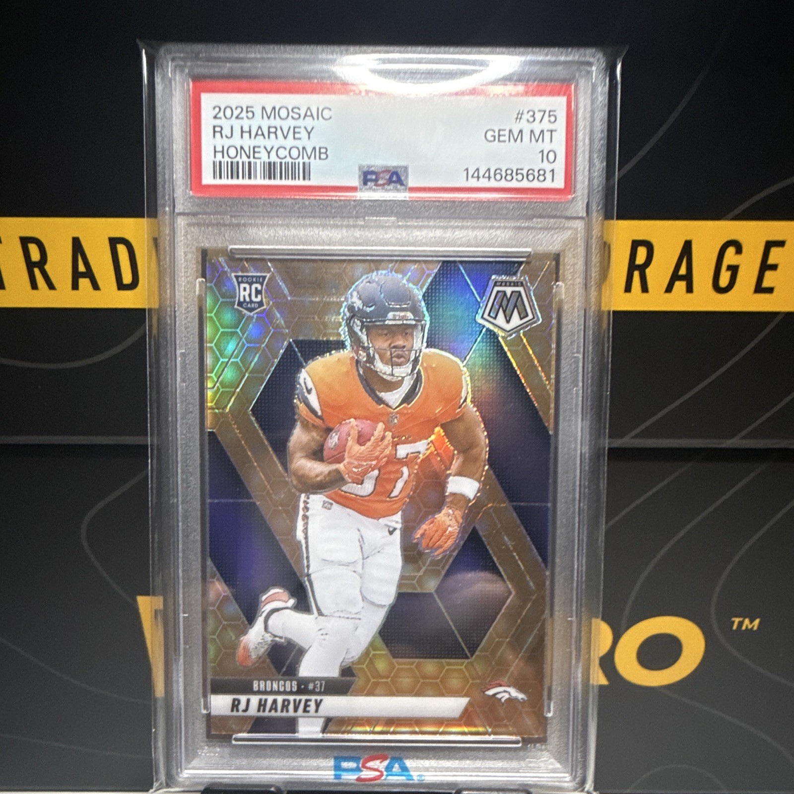 Panini 2025 Mosaic RJ Harvey Rookies Honeycomb Prizm #375 Broncos PSA 10 POP 4!