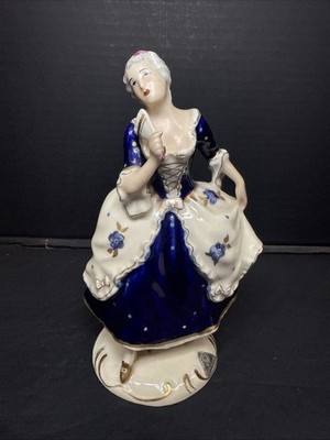Royal Dux #139 Elegant Lady Woman with Fan Royal Blue Figurine
