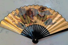 VINTAGE HAND-PAINTED DECORATIVE ORIENTAL FAN - Gold, Red And Green Dragon 32"