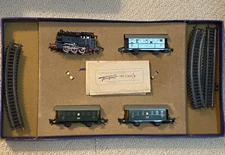 VINTAGE 1952 FLEISCHMANN HO 1310-3 TENDER LOCOMOTIVE TRAIN SET W/ 14 TRACKS