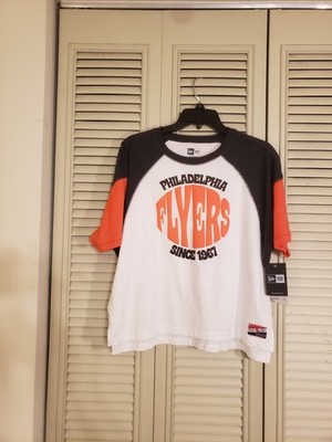 NWT New Era Women s Philadelphia Flyers Short Sleeve Throwback T-shirt Sz L READ