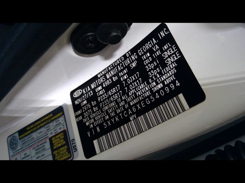 2011-2015 SORENTO Left Wiper Arm 1637908 - Picture 7 of 10