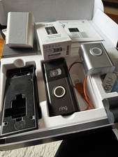 Ring Battery Video Doorbell  with Chime and extra battery
