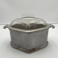 Vintage Guardian Service Ware Heavy Aluminum Triangle Heart Roasting Pot w Lid