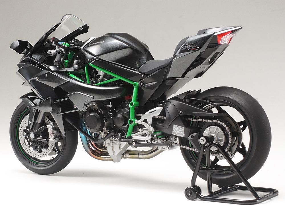 TAMIYA Kawasaki Ninja H2R. 1/12 完成品 TAMIYA 1/12 BIKES 1/12 KAWASAKI NINJA H2R motorbike model