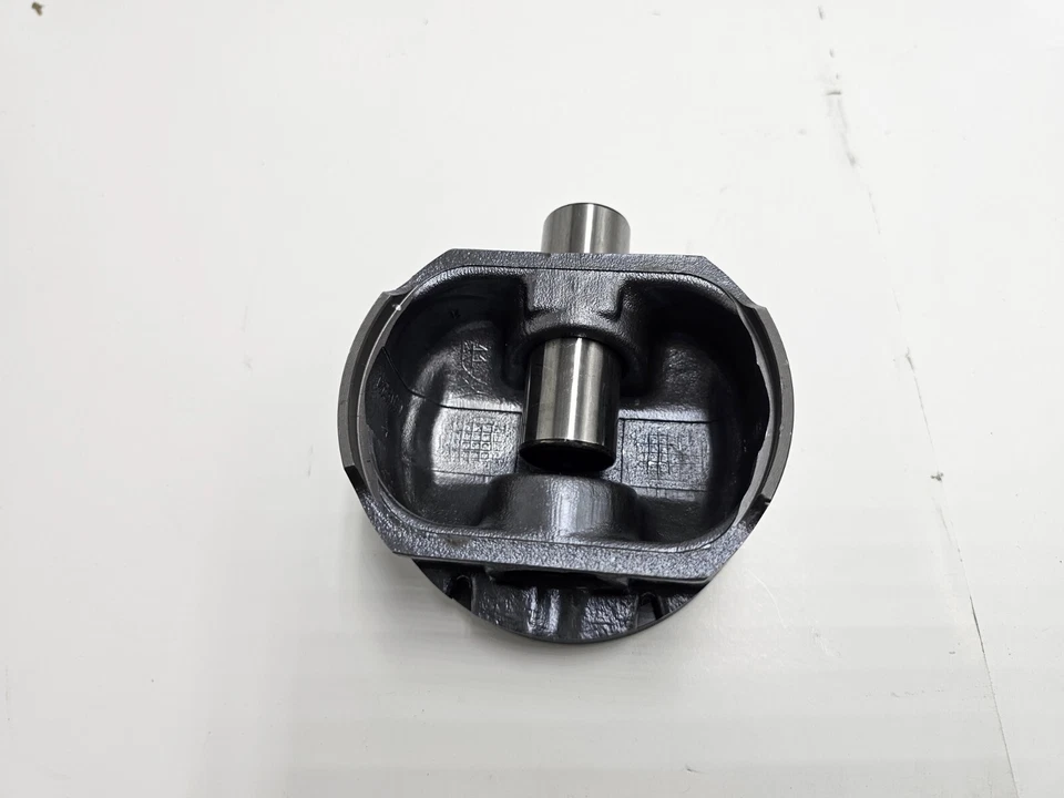 Pistón 5013 STD para Ford Crown Victoria Lincoln Town Car 2011 Foto 2 de 4