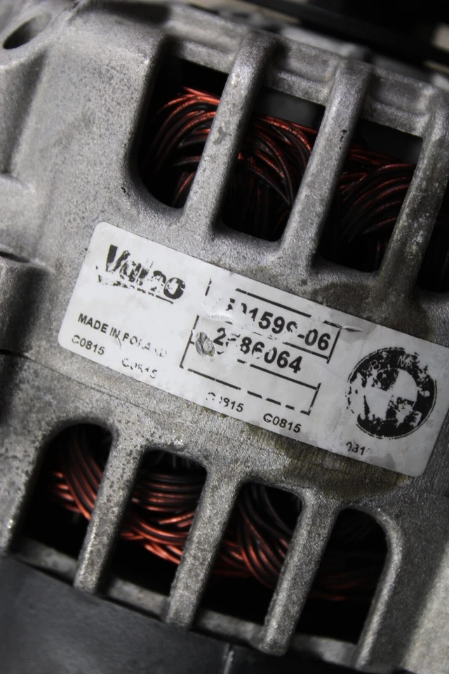 00-06 E46 E39 E53 E36 BMW 525I X5 330CI M54 ALTERNADOR REFRIGERADO POR AIRE VALEO 120A Foto 3 de 4