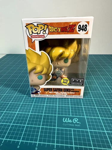 Funko Pop! Super Saiyan Goku with Kamehameha (Glows in the Dark) FYE exclusive
