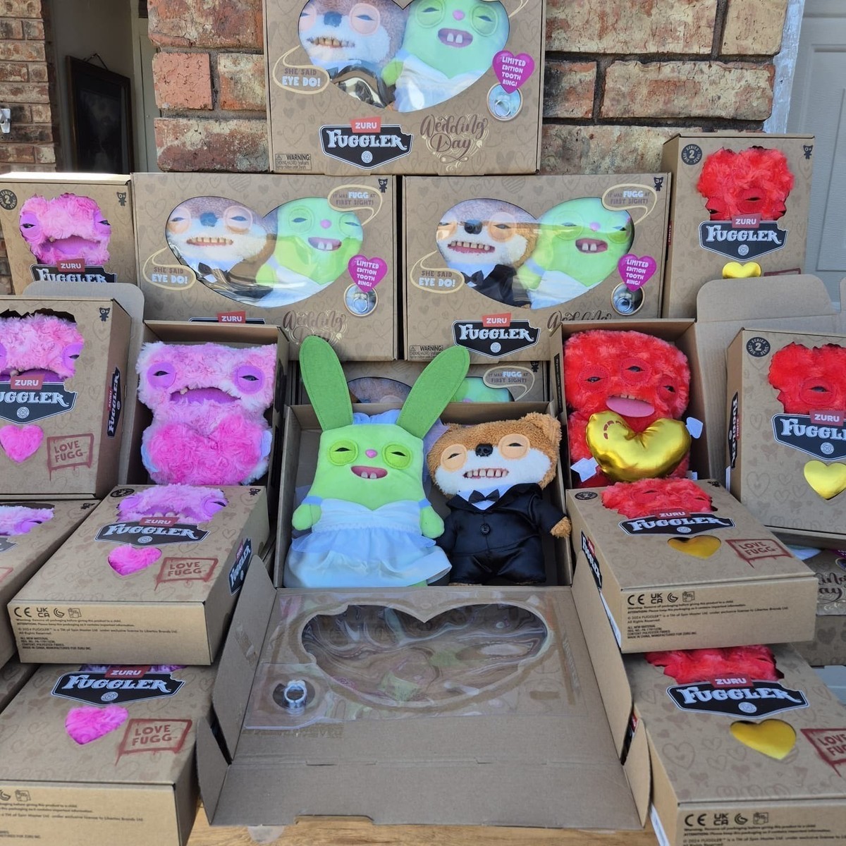 ZURU Fuggler Wedding Day 2-Pack + 2 Love Fugg Plush Lot Series 2