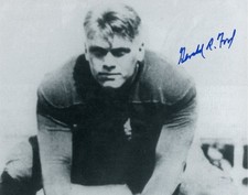 Gerald R. Ford Autographed/Signed Michigan Wolverines 8x10 Photo PSA 55768