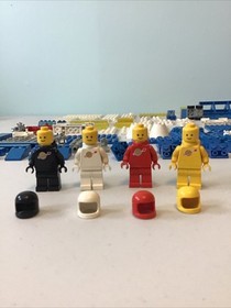 LEGO Space: Cosmic Fleet Voyager (6985) -Missing 3030 x1 - No Box/Instructions