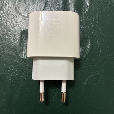 Genuine Apple 20W Mains Charger/Adapter USB-C MHJE3ZM/A - EUROPEAN PLUG A1692