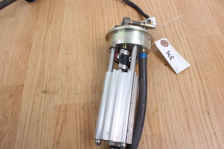 2009 POLARIS RMK 700 DRAGON топливный насос - Изображение 2 из 4