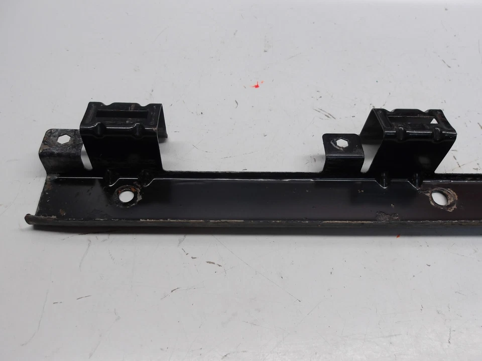 03 04 05 06 07 08 09 Hummer H2 Left/Right Front Sill Plate Mounting Bracket OEM - Image 3 of 4
