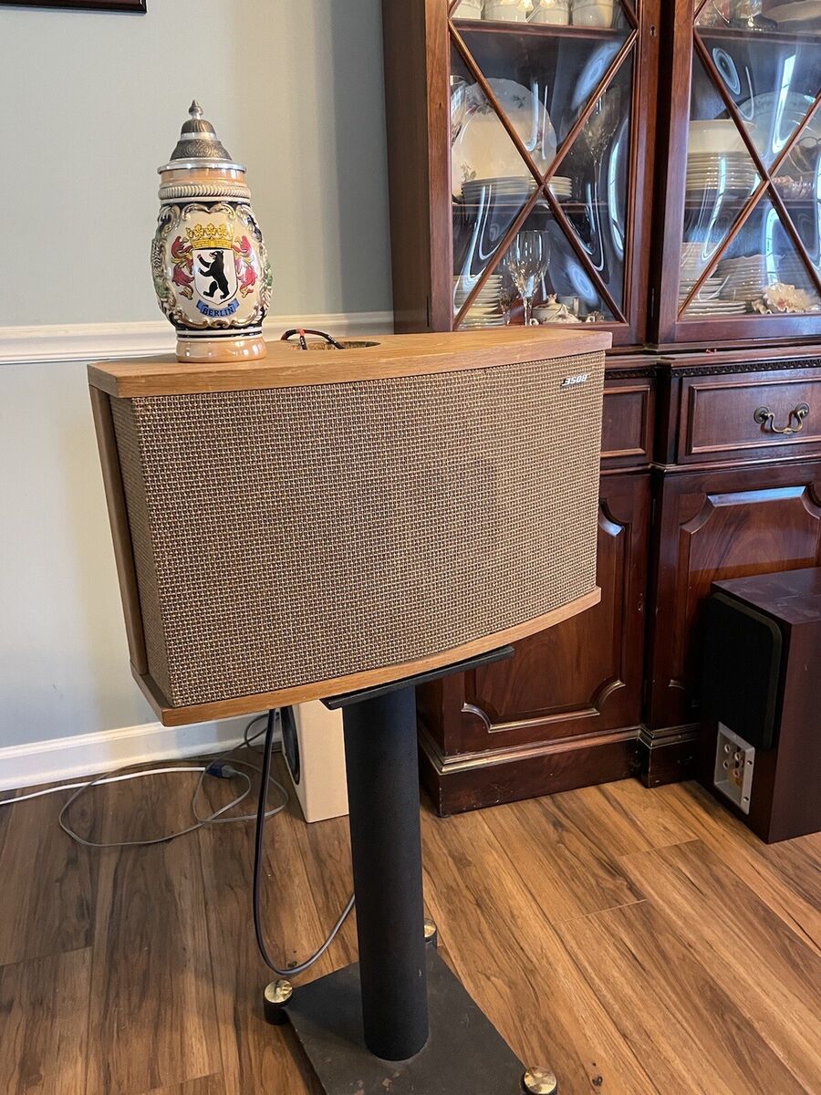 Bose 901 Series VI (pair) in good condition with DSP (Deek Bose 901 Series VI (pair) in good condition with DSP (Deek