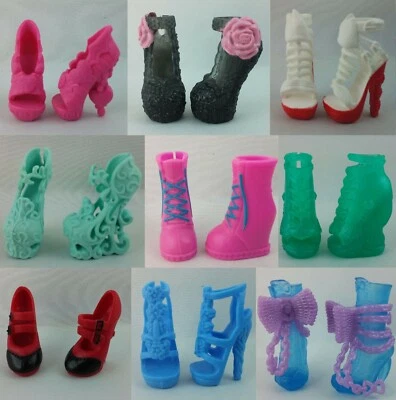 Monster High Schuhe Shop 2 Basic Shoes High Heels Boots Stiefel Isi Batsy Catty - Bild 1 von 3