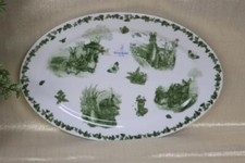 BEATRIX POTTER PETER BUNNY RABBIT EASTER OVAL SERVING PLATTER-GREEN & WHITE -NEW