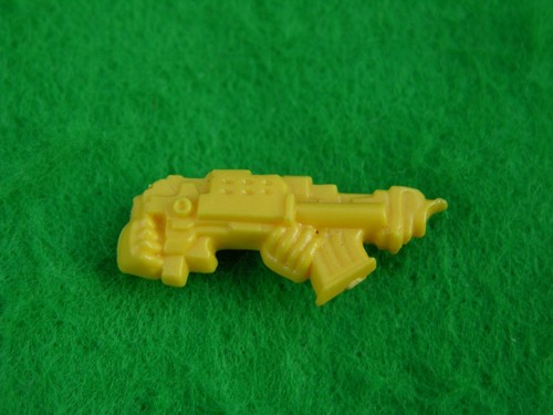 YELLOW PLASTIC SPACEMARINE SPARES MULTI-LISTING - Picture 15 of 21