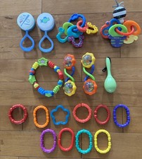Lote de 18 cascabeles y juguetes para dentición para bebés