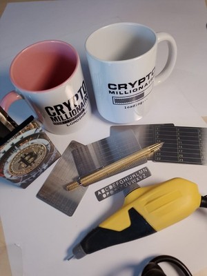 Krypto Starter Set für Paare:4x Seedphrase-Wallets, 2xCrypto Tasse, Graviergerät