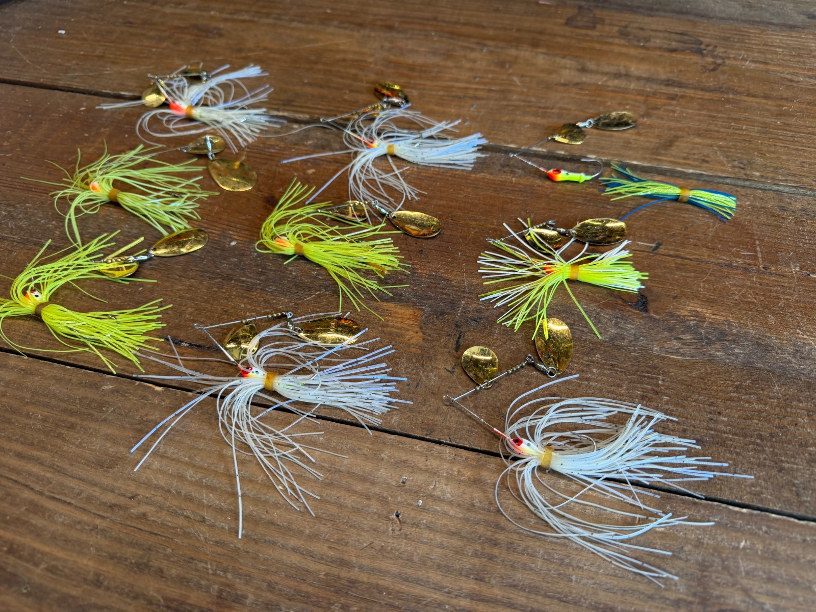(9) Mann's Hank Parker The Classic Spinnerbait with Skirt As Shown Vintage - Image 3
