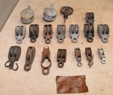 18 vintage pulleys well closeline collectible hardware farm ranch tool lot P6
