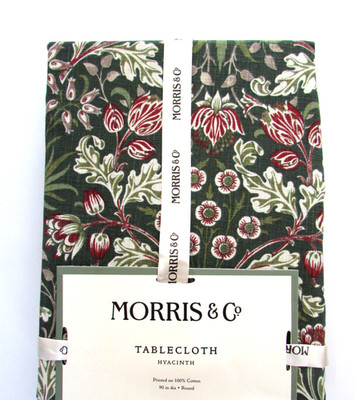 Morris & Co. William Morris Christmas Red & Green HYACINTH 90'' Round Tablecloth