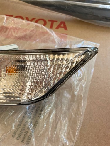 15-17 Ford Mustang Right Passenger Side Side Marker Light CAPA Certified - Picture 3 of 5