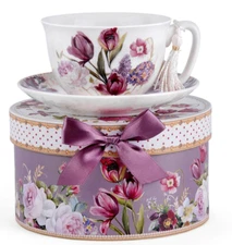 STPGOODS Tulip Bone China Teacup and Saucer in Gift Box Porcelain Cup 8.5 fl oz