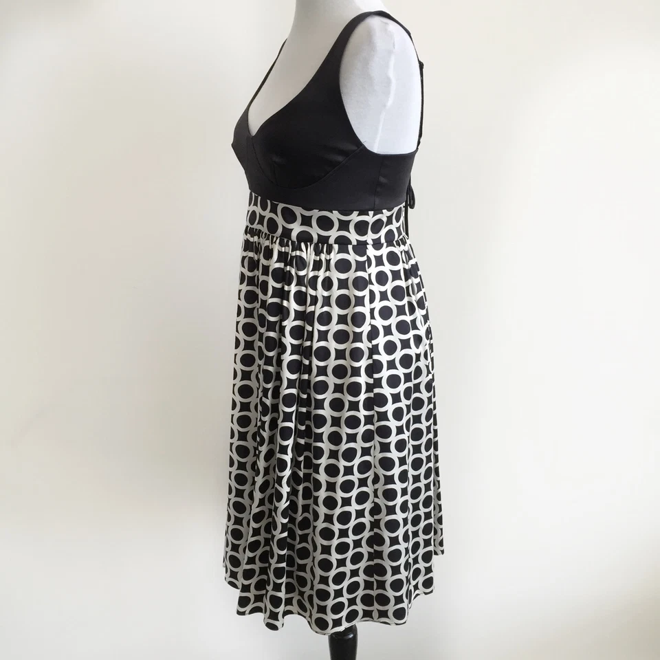 Vestido Arden B Geométrico Círculo Retro Estampado Mod Sexy Satén Babydoll Columpio S/M Foto 3 de 4