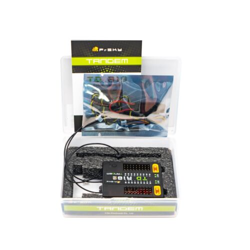 FrSky 2.4G 900M Tandem Dual-Band Receiver TD R18 Receiver with 18CH Ports - Picture 3 of 3