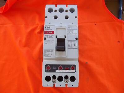 EATON   JDC3250F   circuit breaker                                       4 12 4d