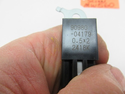 RELAY WIRE FUSE MODULE PLUG END LOCATED LEFT REAR BY HATCH GATE fits 10 SCION XB - Picture 2 of 4