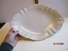 Lenox CHADWICK COLLECTION 15.5" Oval Serving Platter / Gold Trim