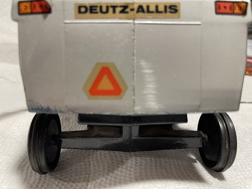 Scale Model 1/24 Scale Deutz-Allis R6 Gleaner Combine Farm Toy Collectible - Picture 15 of 15