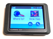 Garmin Nuvi 200 3.5 inch screen GPS Navigator Unit Only. Tested Works