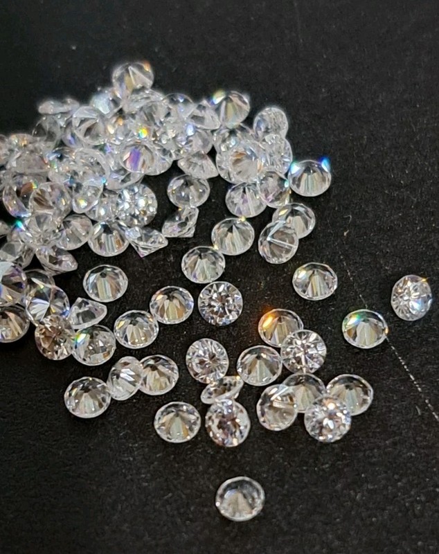 5000 Loose Round Cubic Zirconia CZ Stones Large Lot 2.15 MM Great Quality